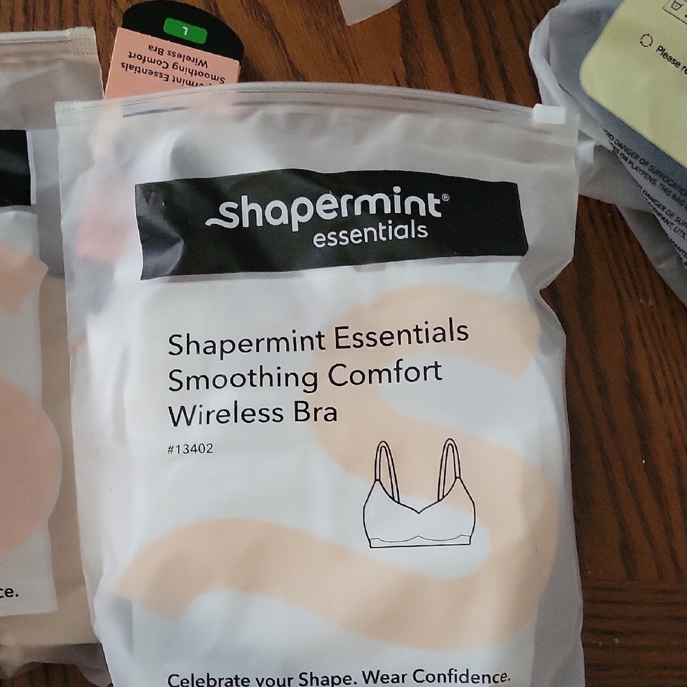 Shapermint Essentials Smoothing Comfort Wireless Bra